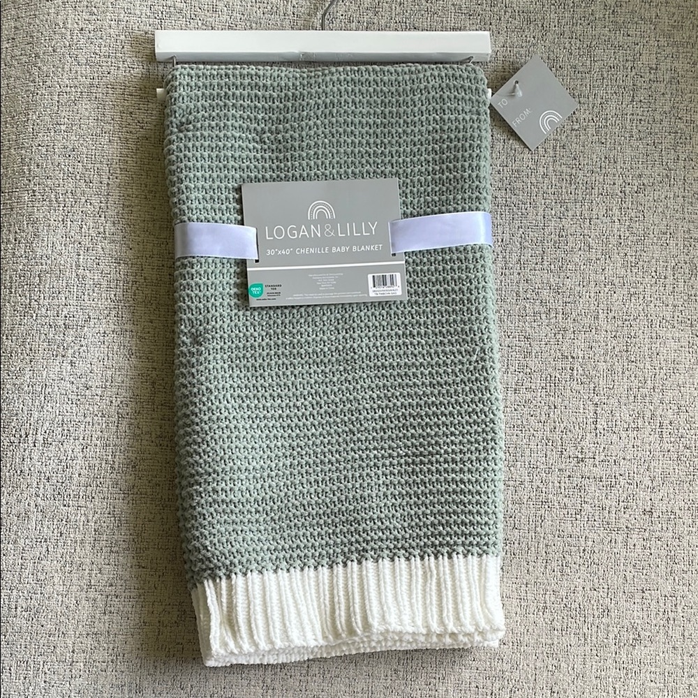 Logan & Lilly Sage/White Chenille Baby Blanket NWT